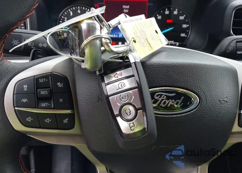 2023 Ford Explorer Timberline z USA, uszkodzony, nr VIN 1FMSK8JH6PGB49161